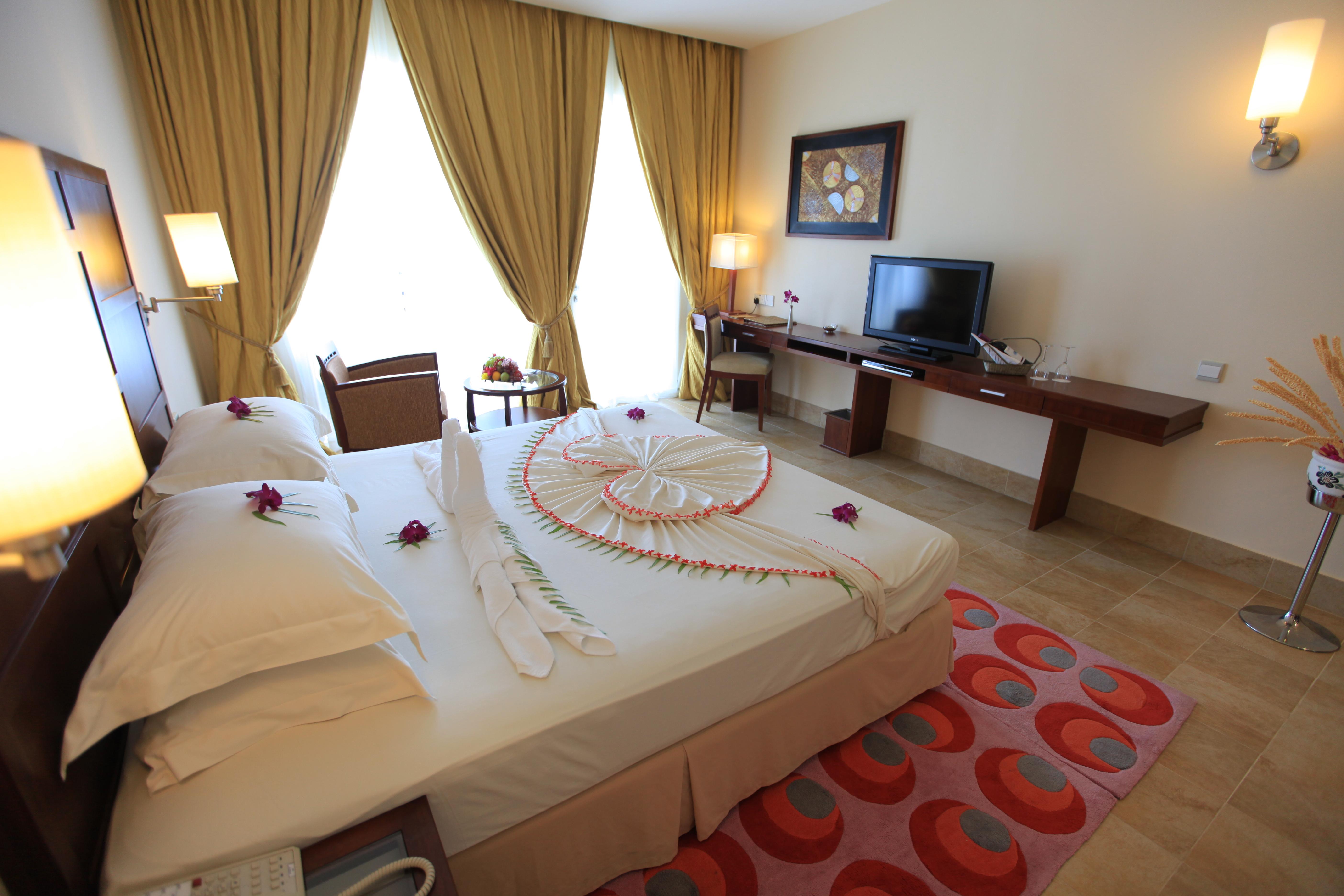 Hulhule Island Hotel Мале Екстериор снимка