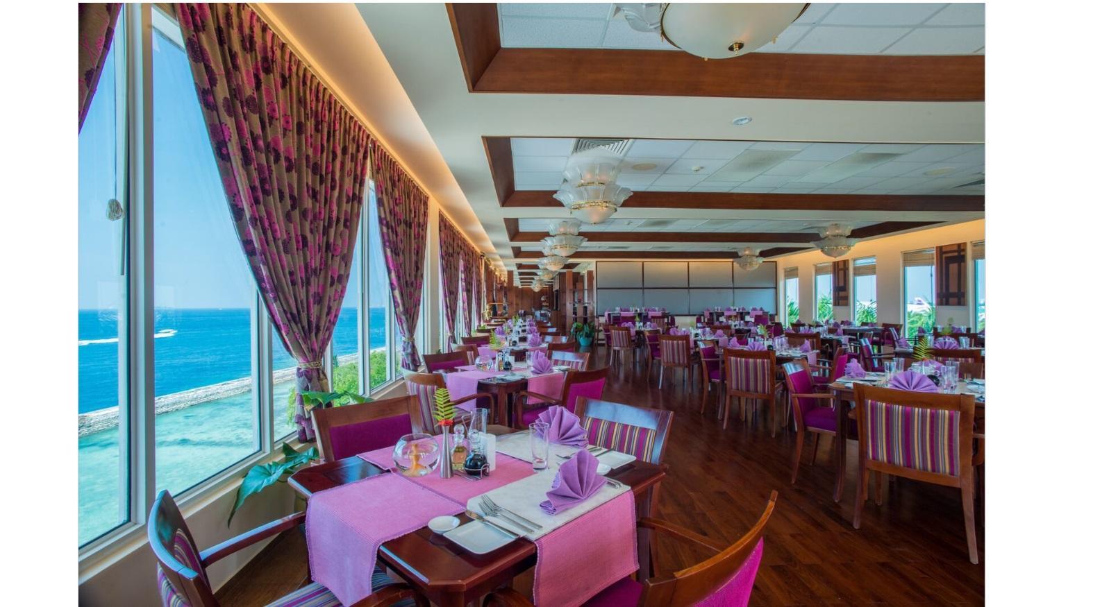 Hulhule Island Hotel Мале Екстериор снимка